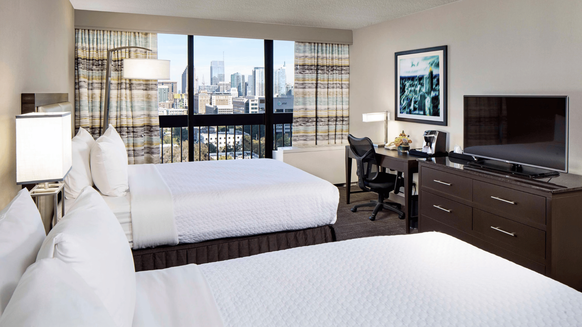 Crowne Plaza Atlanta Midtown Pool Night View Bedroom